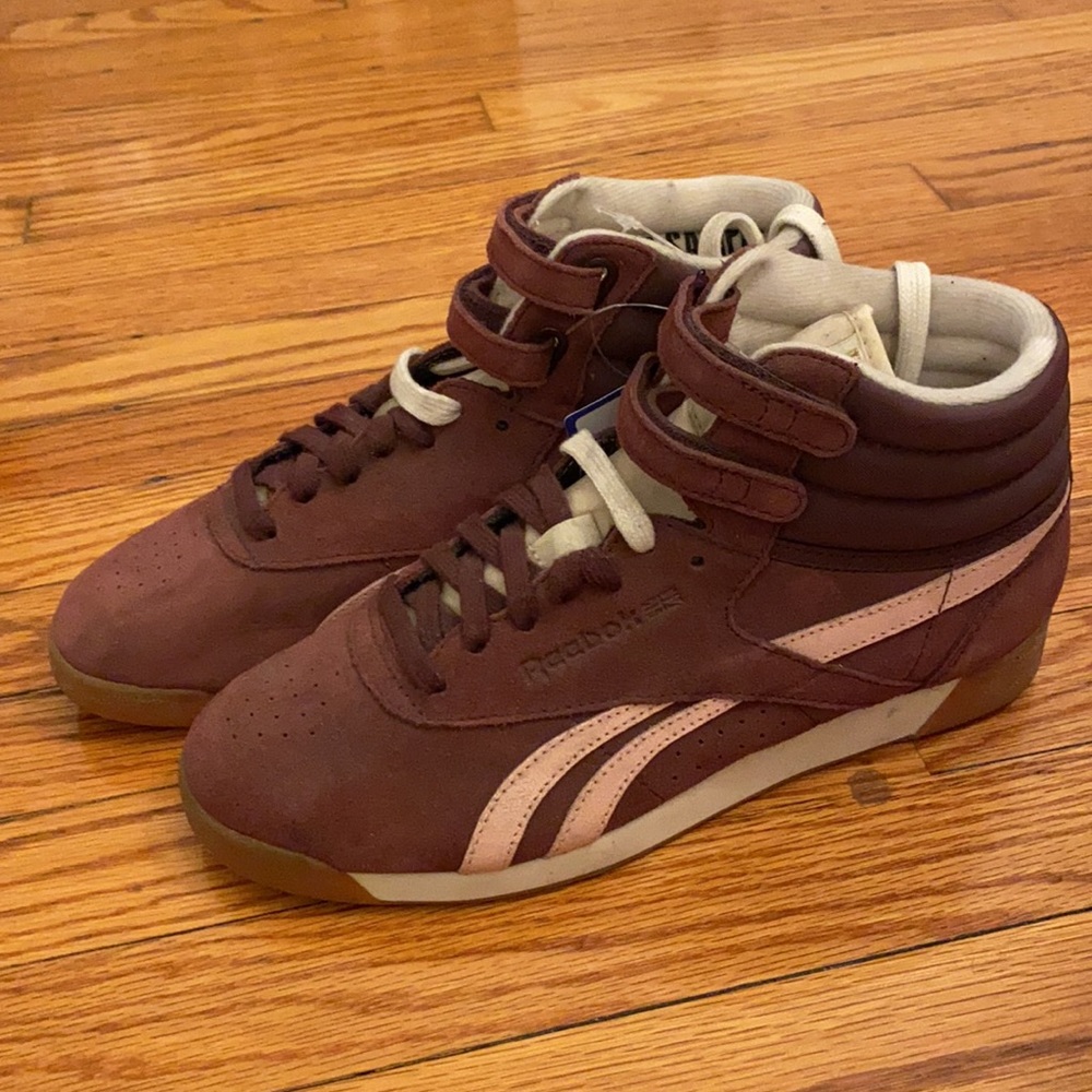 COPY - Reebok Freestyle Hi - Picture 2 of 4